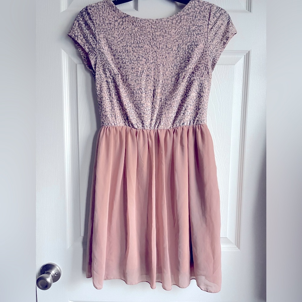 Pink Dress 🌸